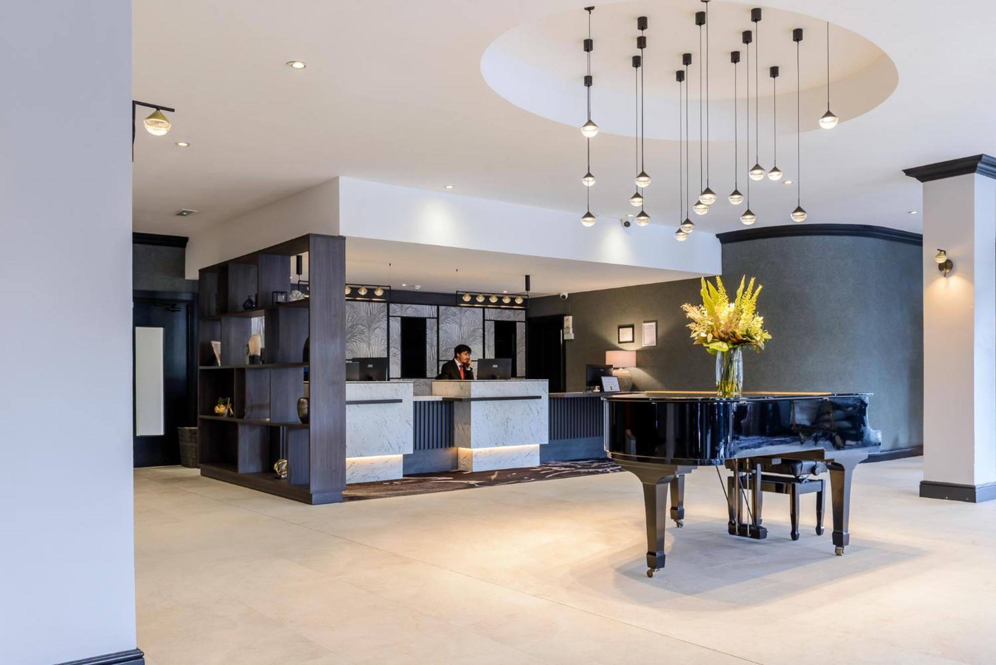 גלוואיי Clybaun Hotel מראה חיצוני תמונה