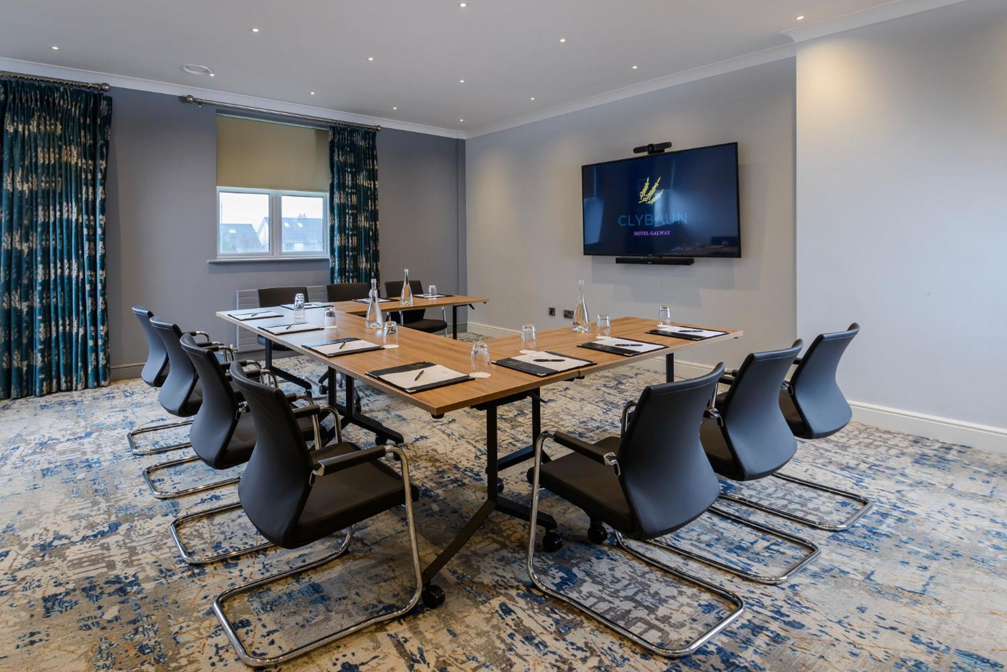 גלוואיי Clybaun Hotel מראה חיצוני תמונה