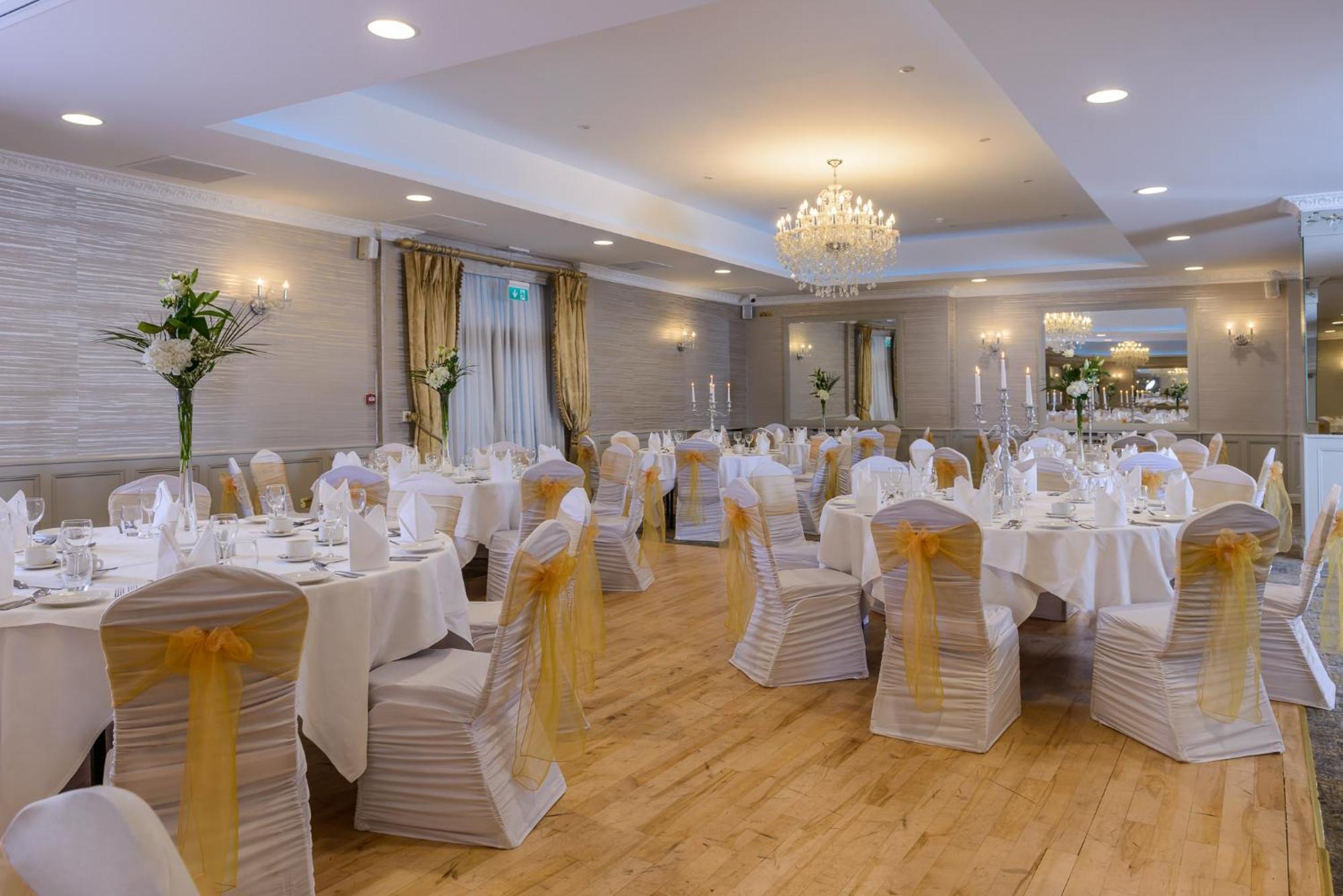 גלוואיי Clybaun Hotel מראה חיצוני תמונה